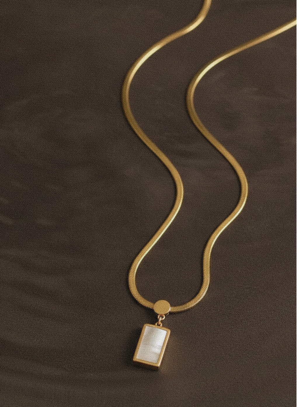 Pearl Drop Pendant Necklace