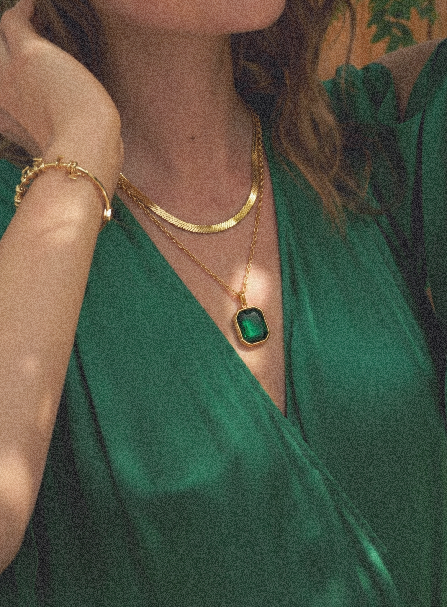 Emerald Green Dual Stone Pendant Necklace