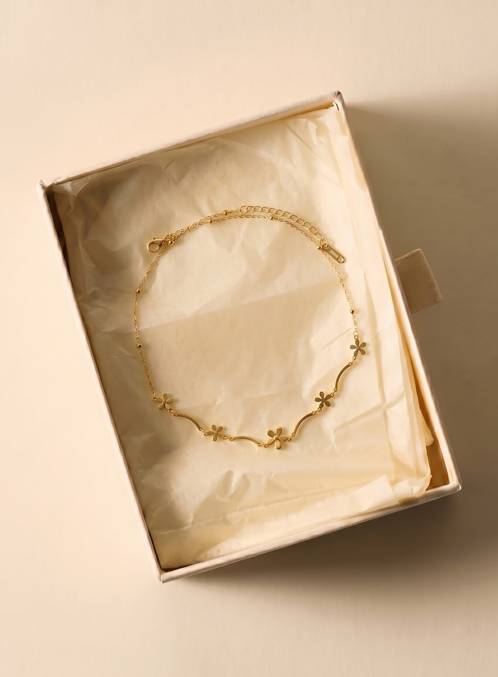 Minimal Floral Vine Necklace