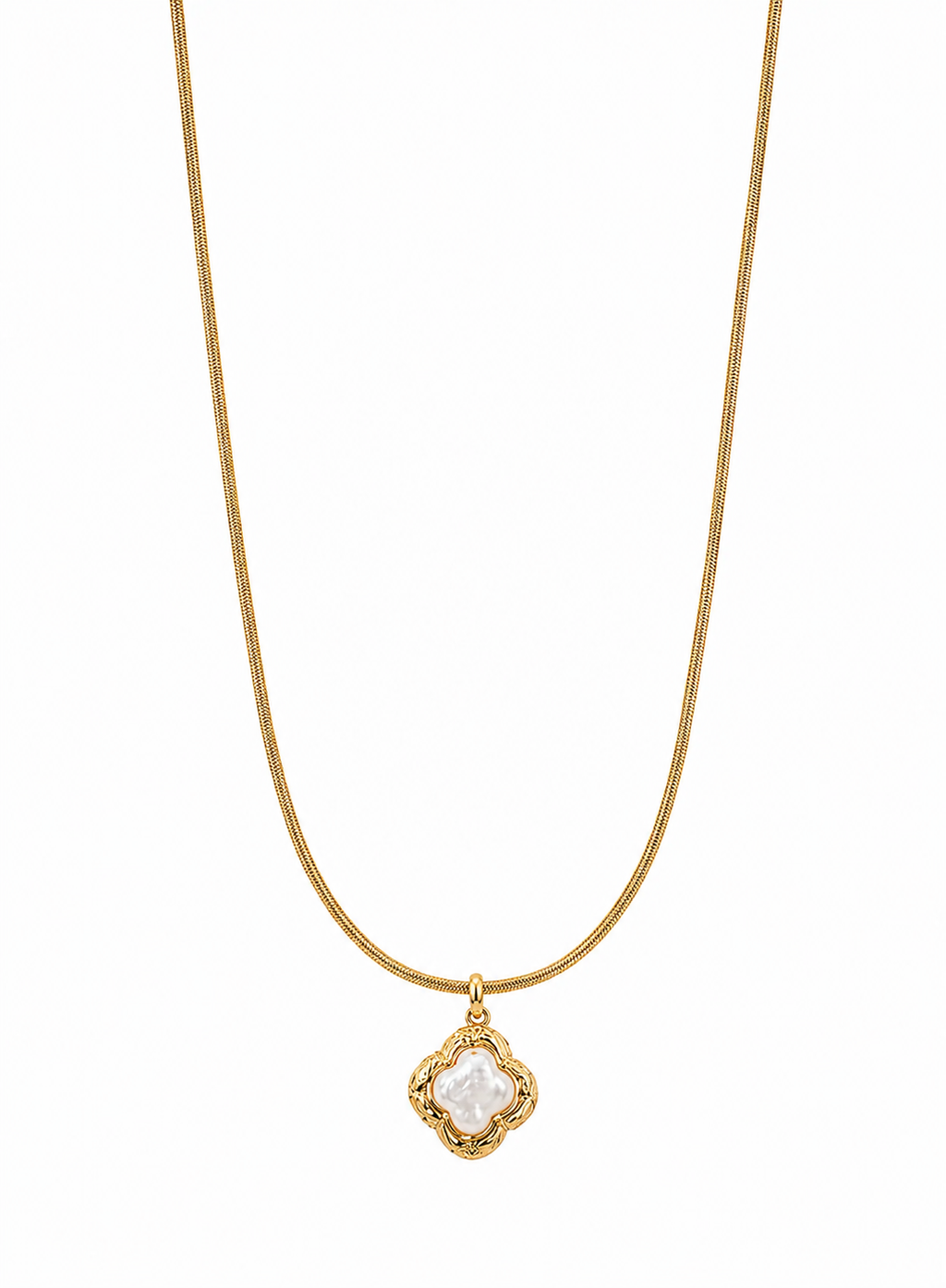 Pearl Clover Pendant Necklace