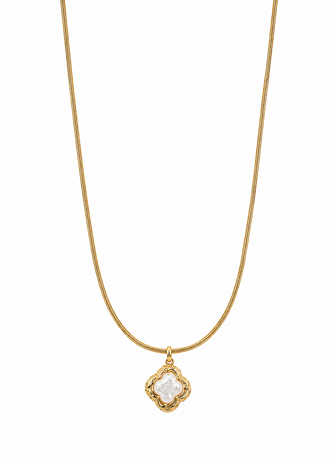 Pearl Clover Pendant Necklace
