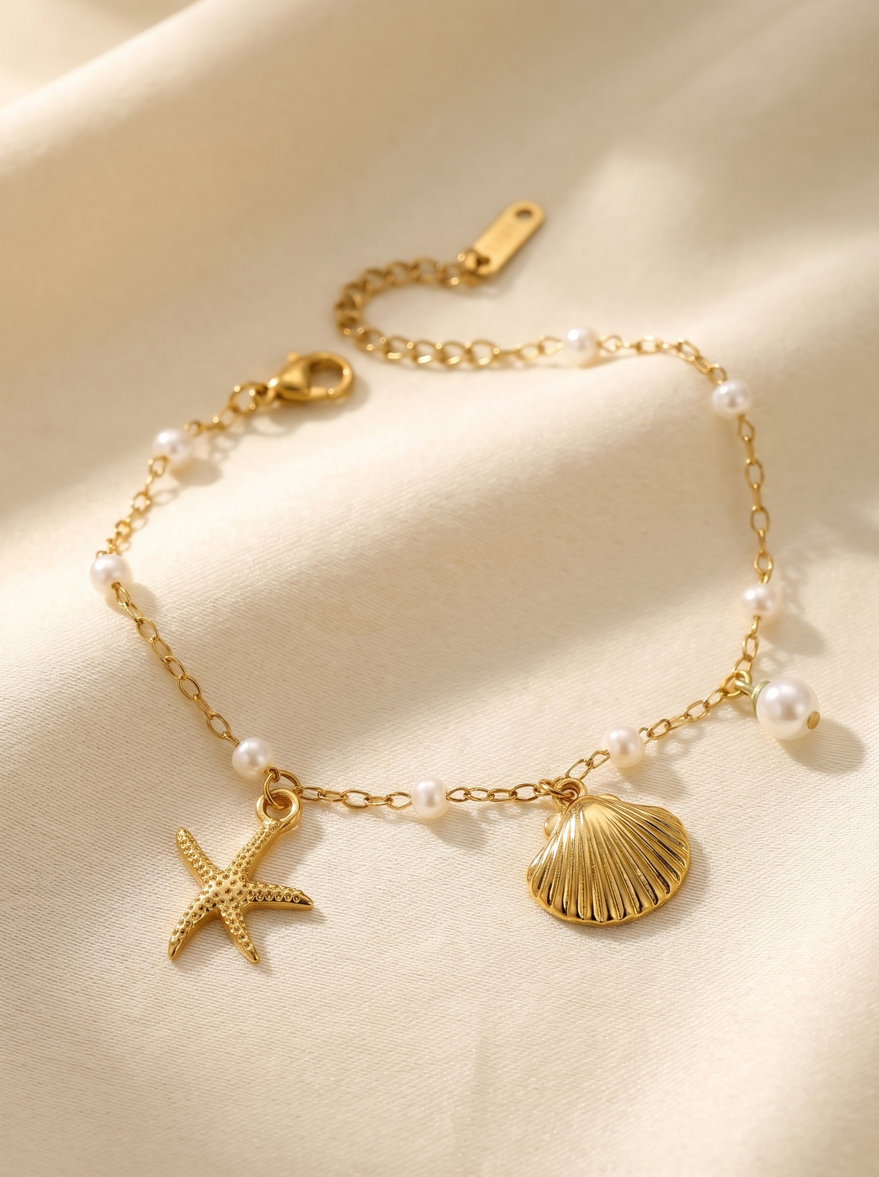 Seashell Pearl Bracelet
