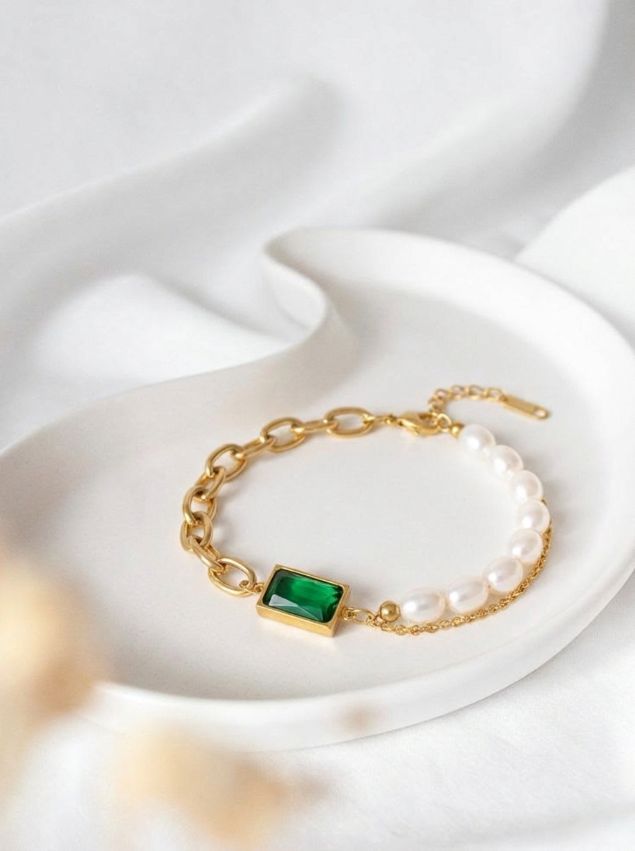 Emerald Pearl Fusion Bracelet Dual Chain Gold