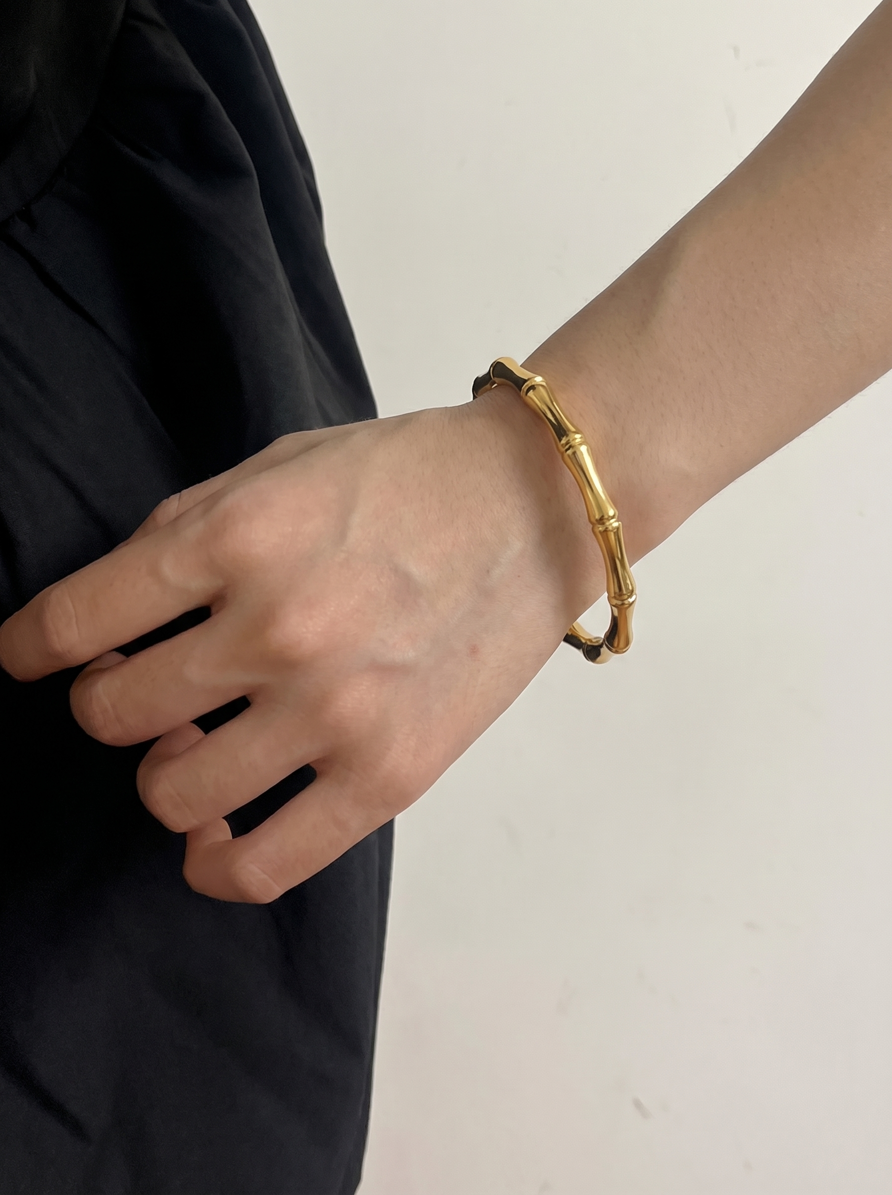 Sculpted Bamboo Gold Bangle