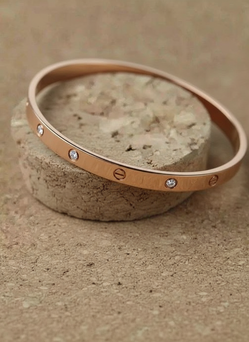 Minimal Screw Detail Gold Bangle