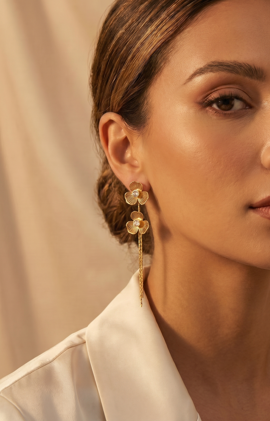 Classic Floral Dangler Chain Gold Earrings