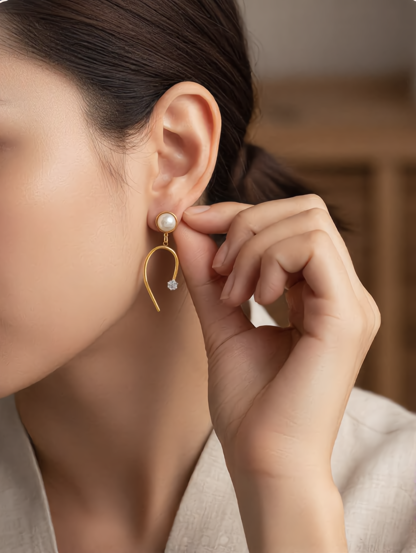 Pearl Curve Dangler Gold Earrings