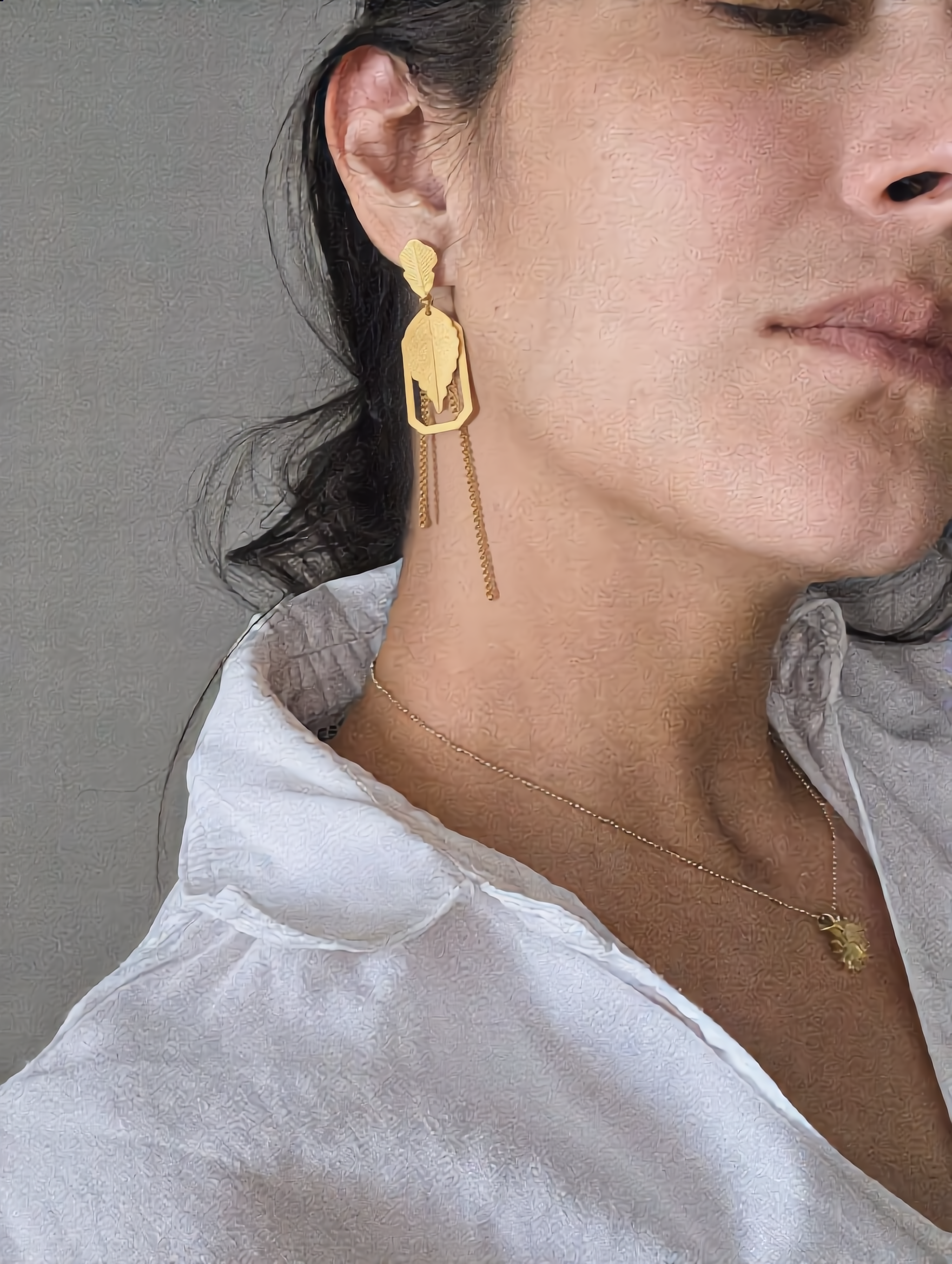 Geometric Leaf Chain Dangler Gold Earrings