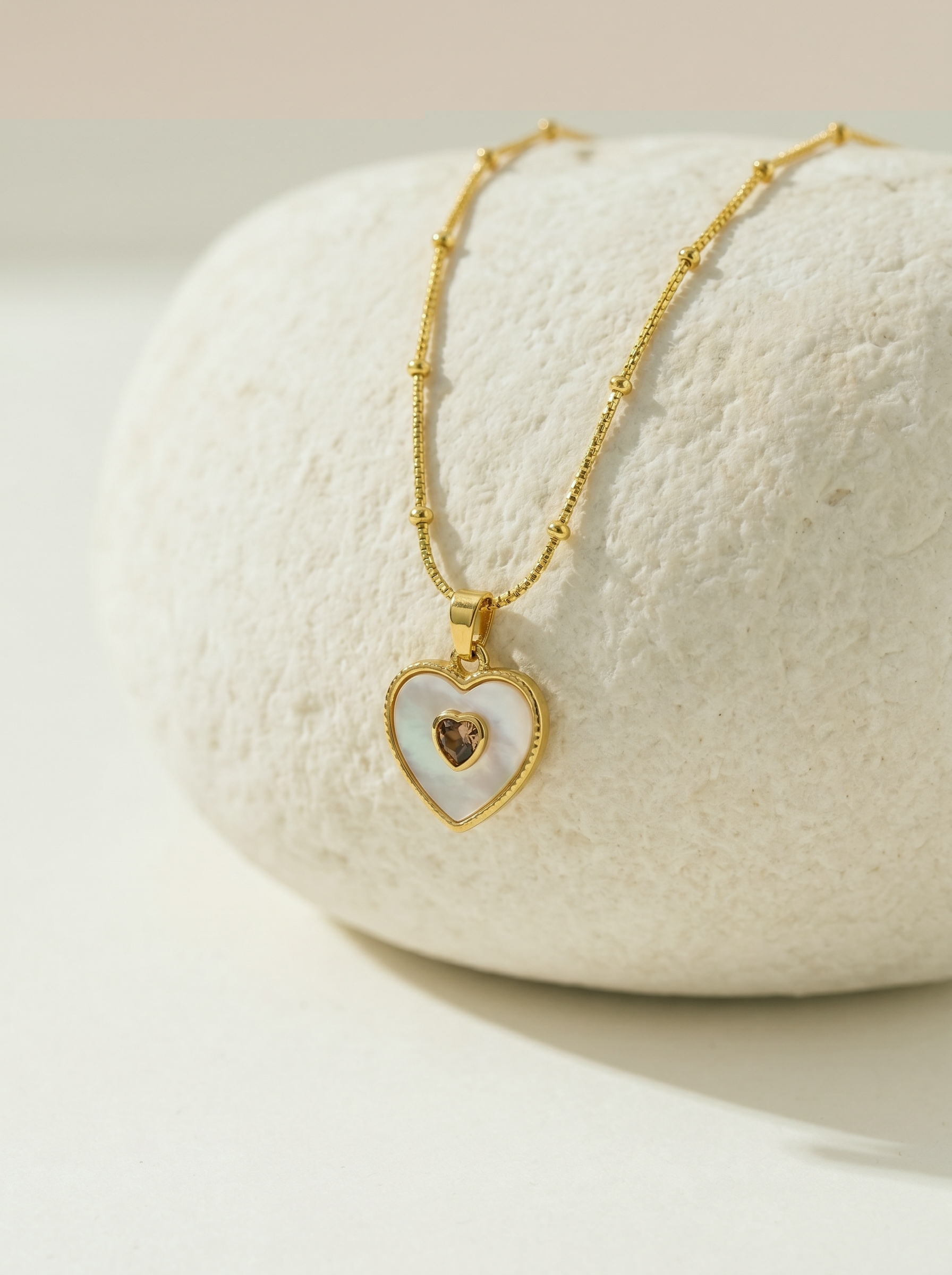 Mother of Pearl Heart Pendant Necklace