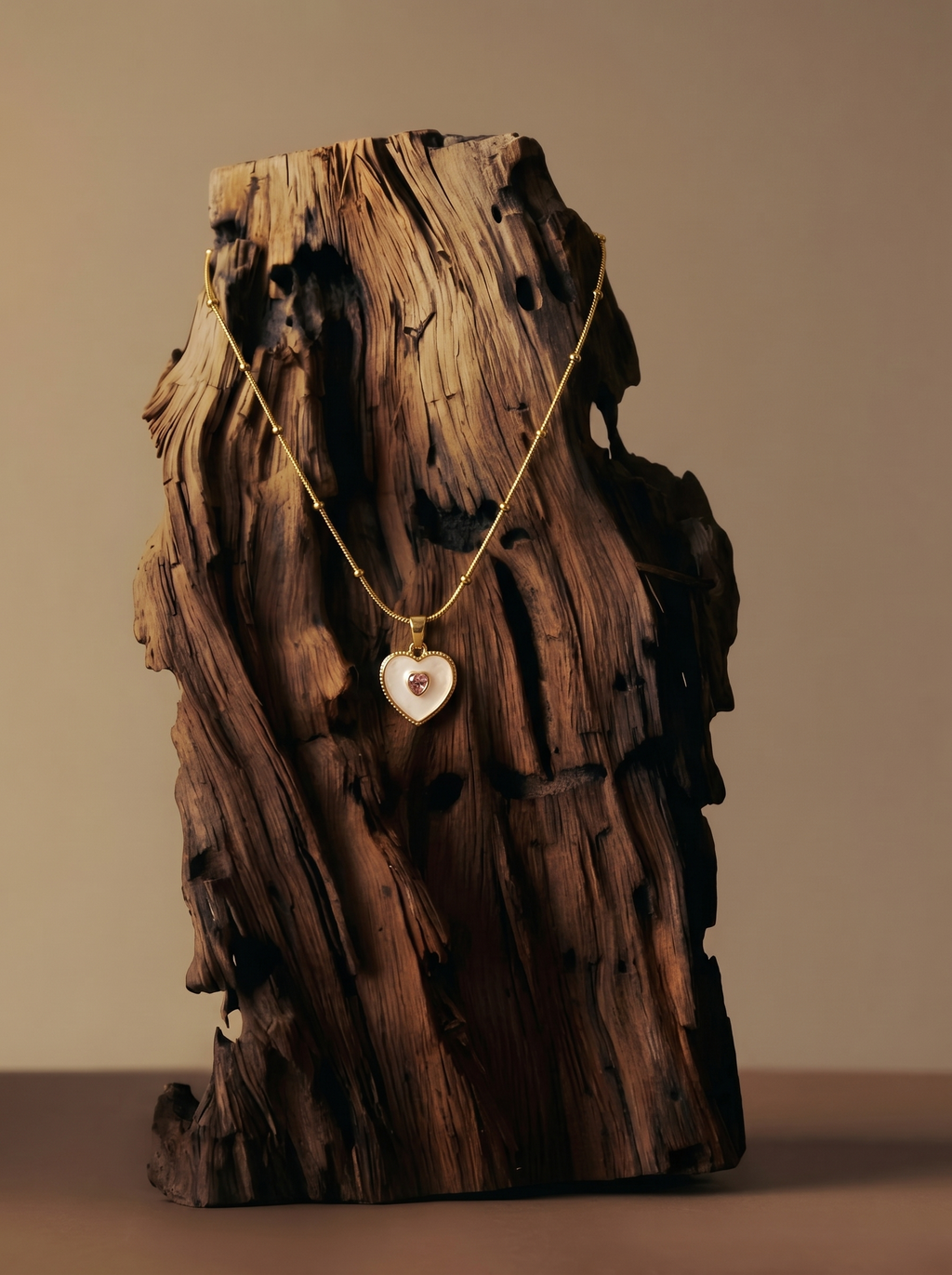 Mother of Pearl Heart Pendant Necklace