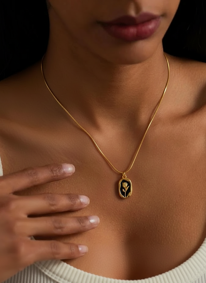 Vintage Floral Enamel Pendant Necklace