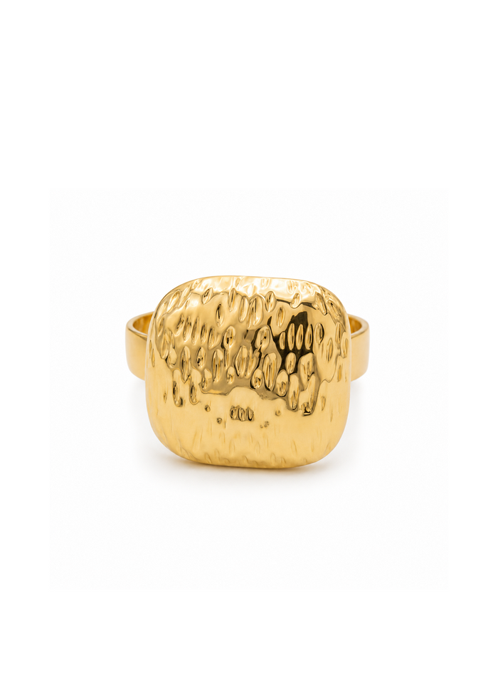 Aurum Ripple Signet Ring